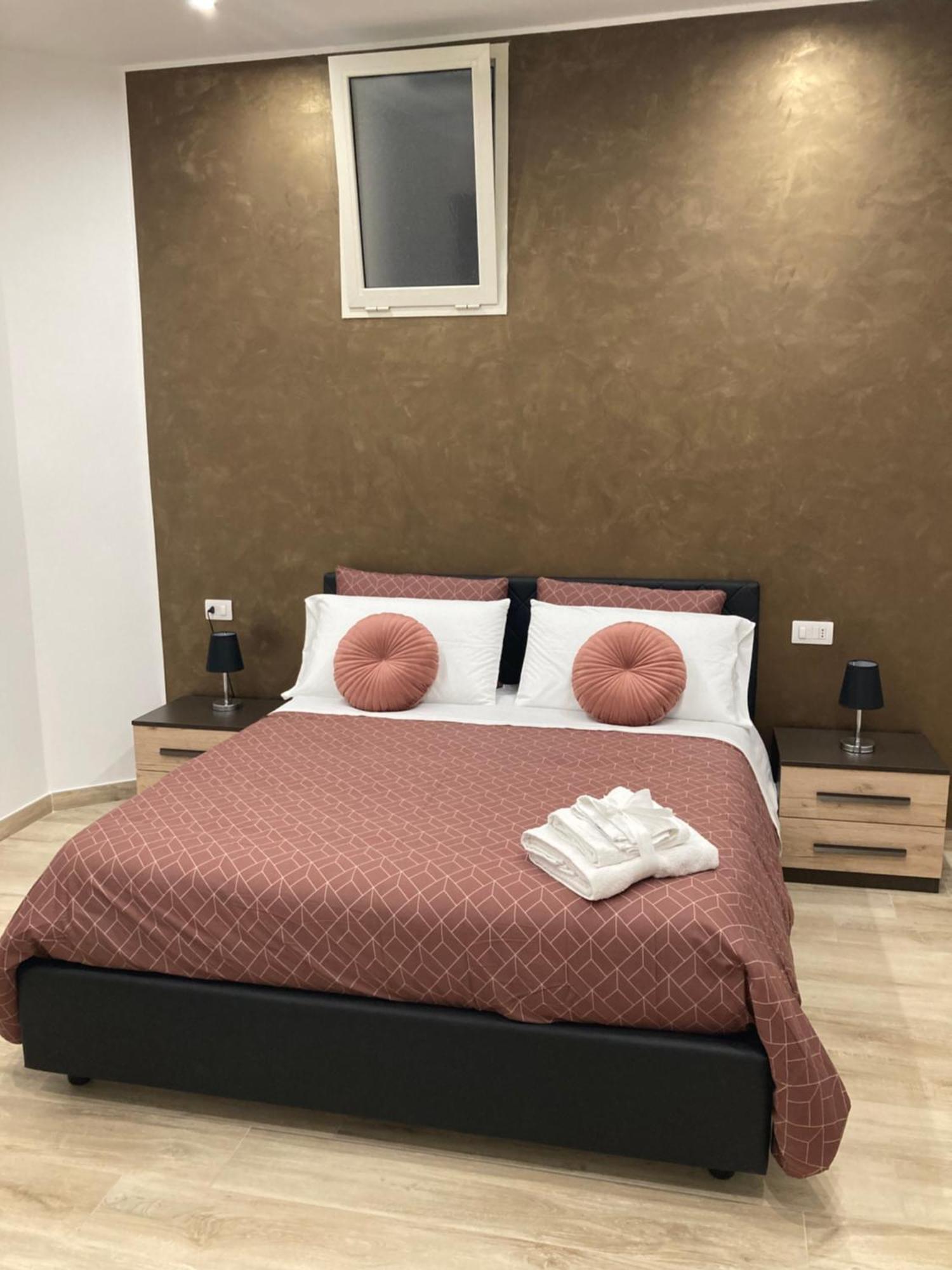 那不勒斯 Goldenhouse酒店 外观 照片